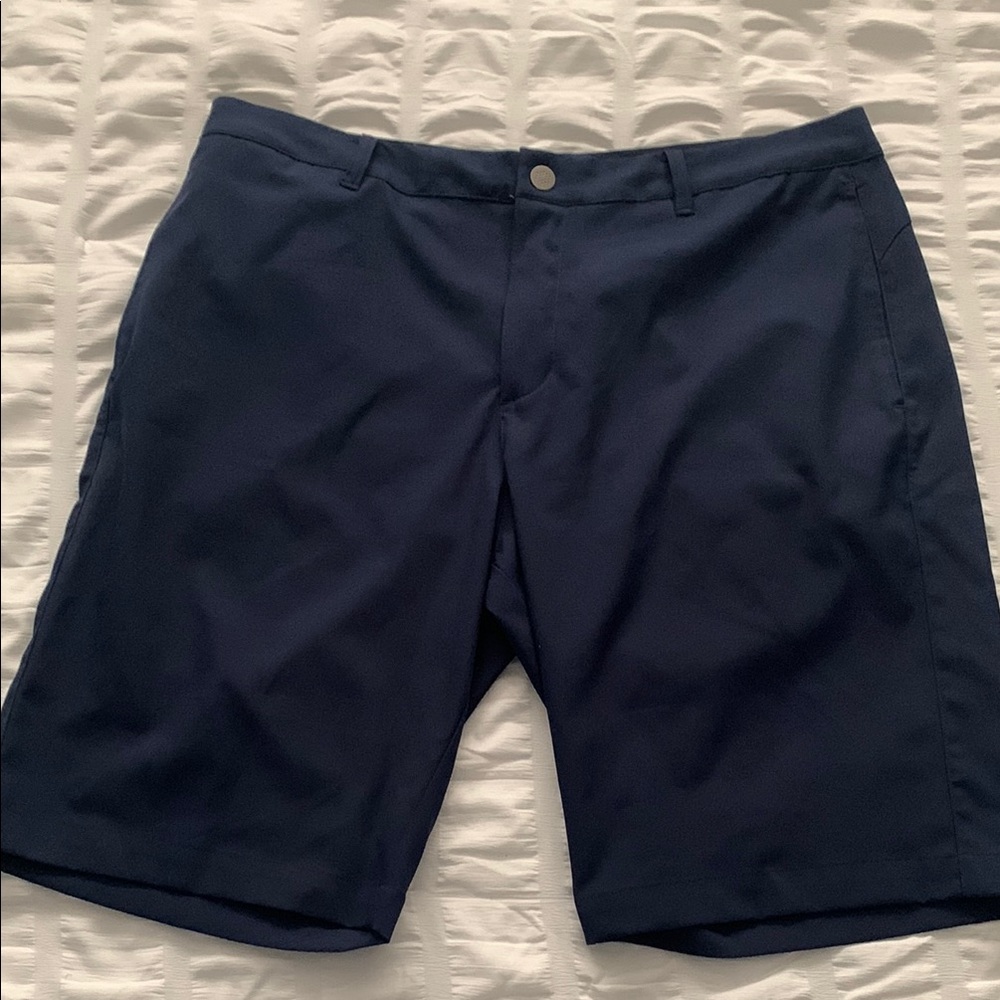 Men's Puma Navy Golf Shorts size 36